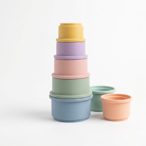 Stacking cups